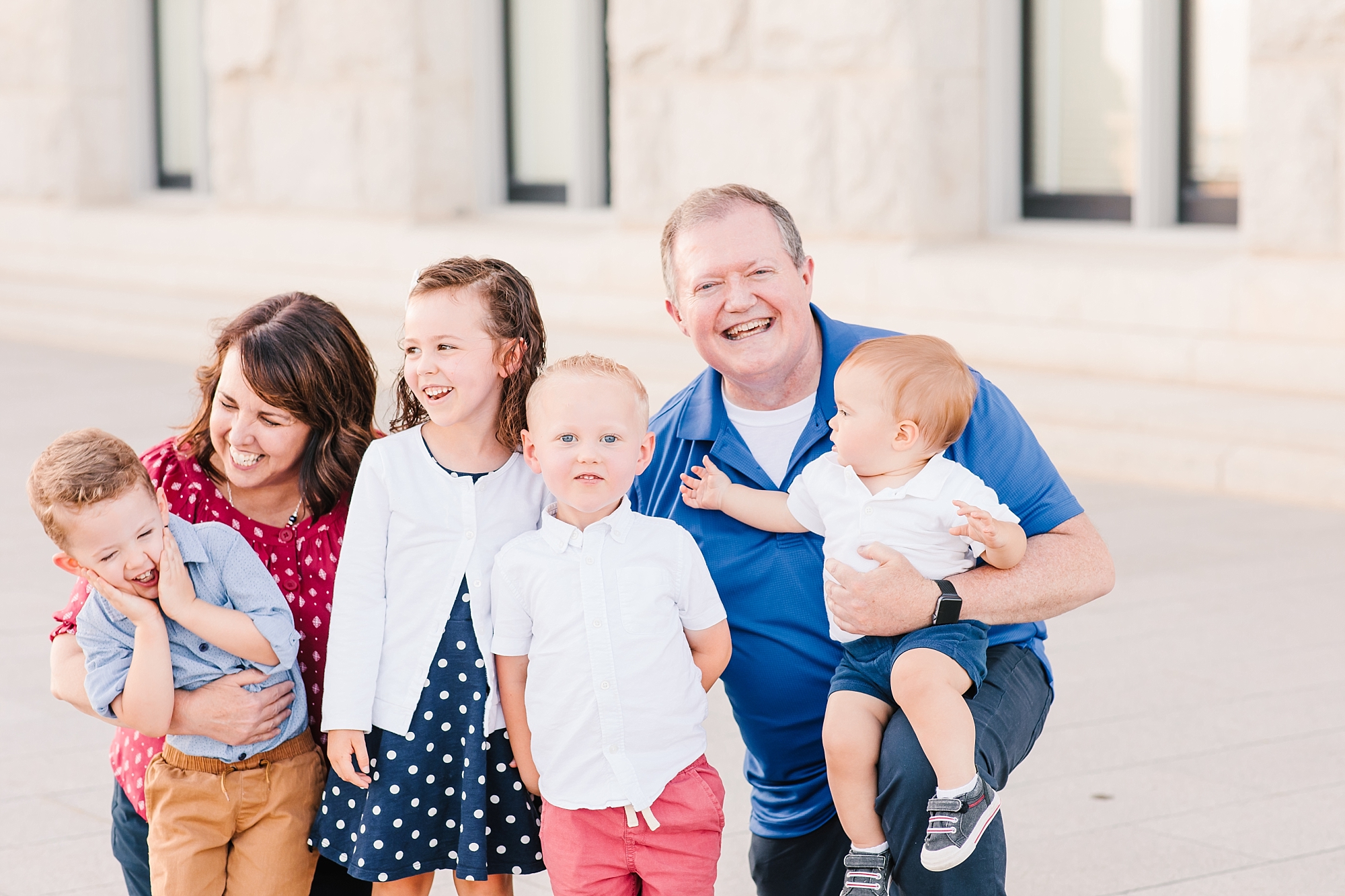 Extended family portrait session in Utah