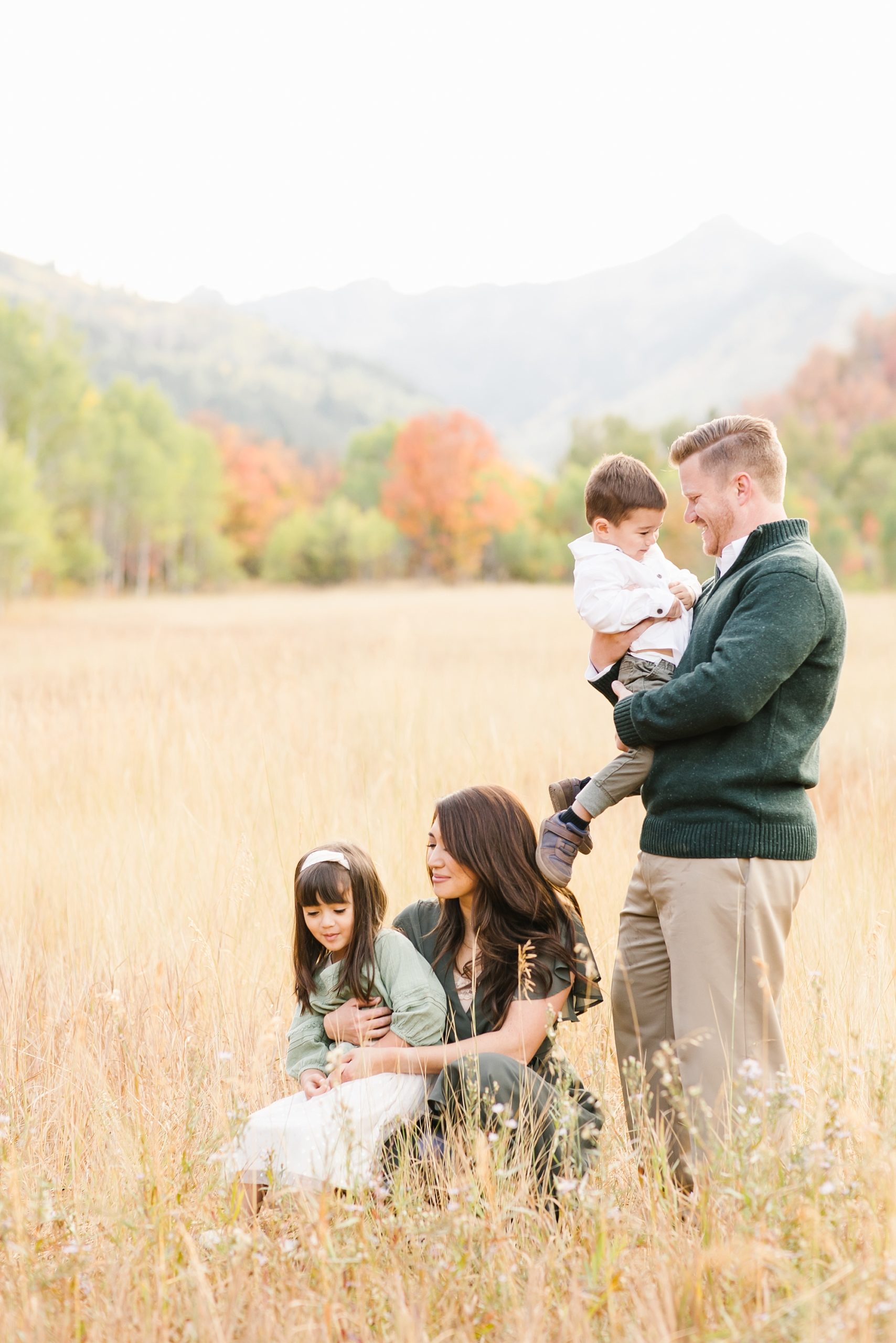 Elegant fall family session in Provo Utah