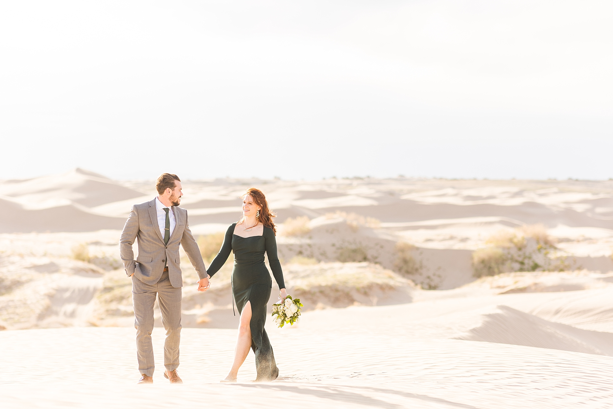 Wandering weddings. Getting lost in the Little Sahara desert in Utah