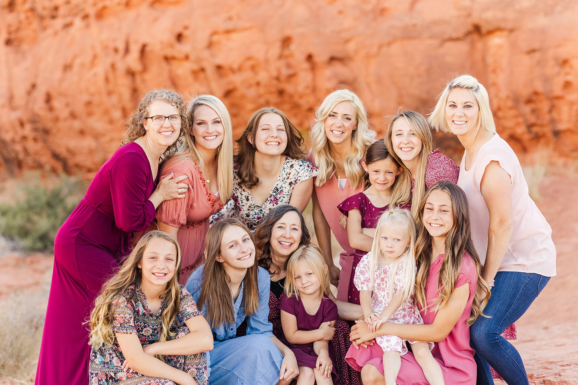 Getting all the girls together for your St George family session with Rachel Lindsey!