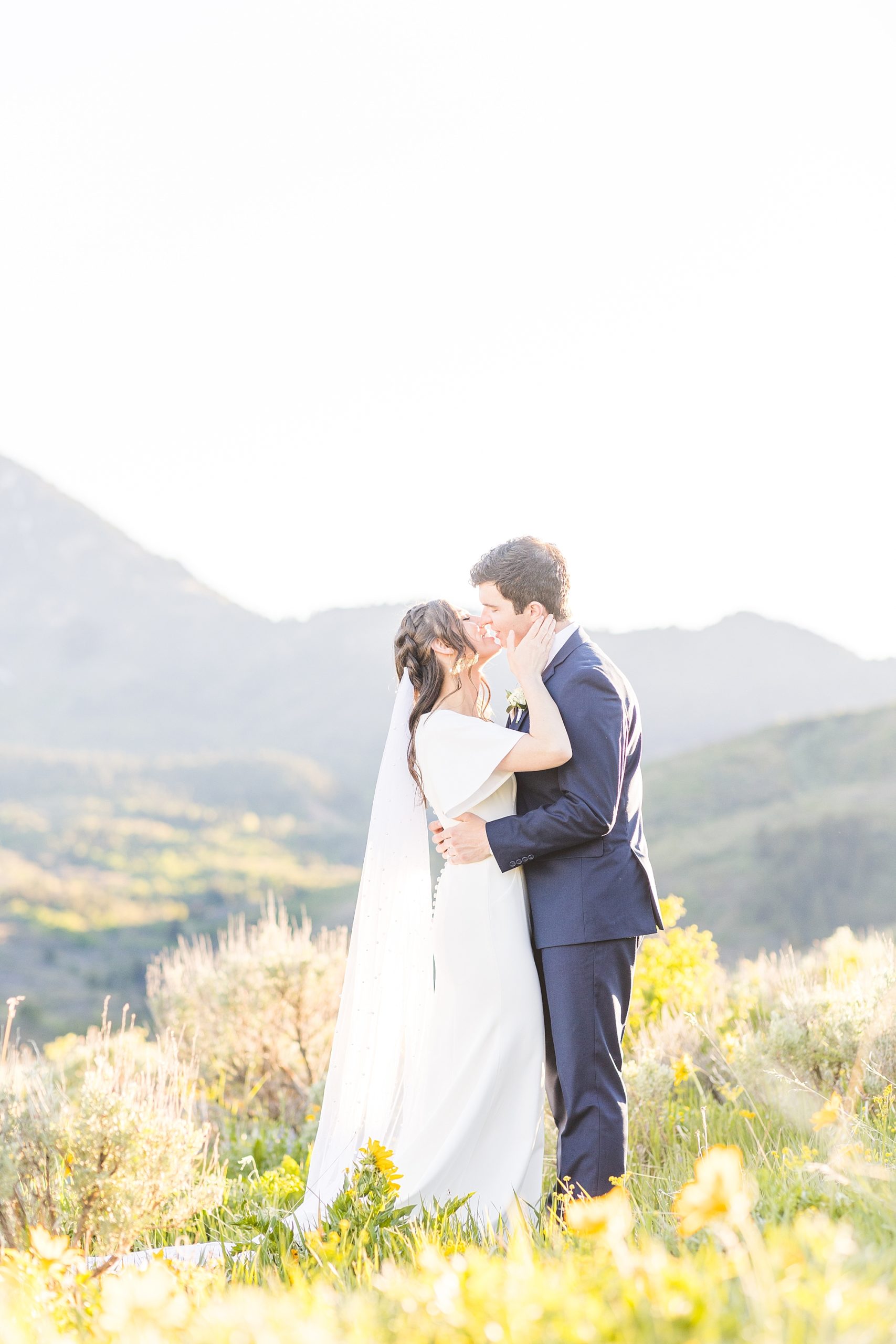 Wedding in the mountains during the summer in Utah