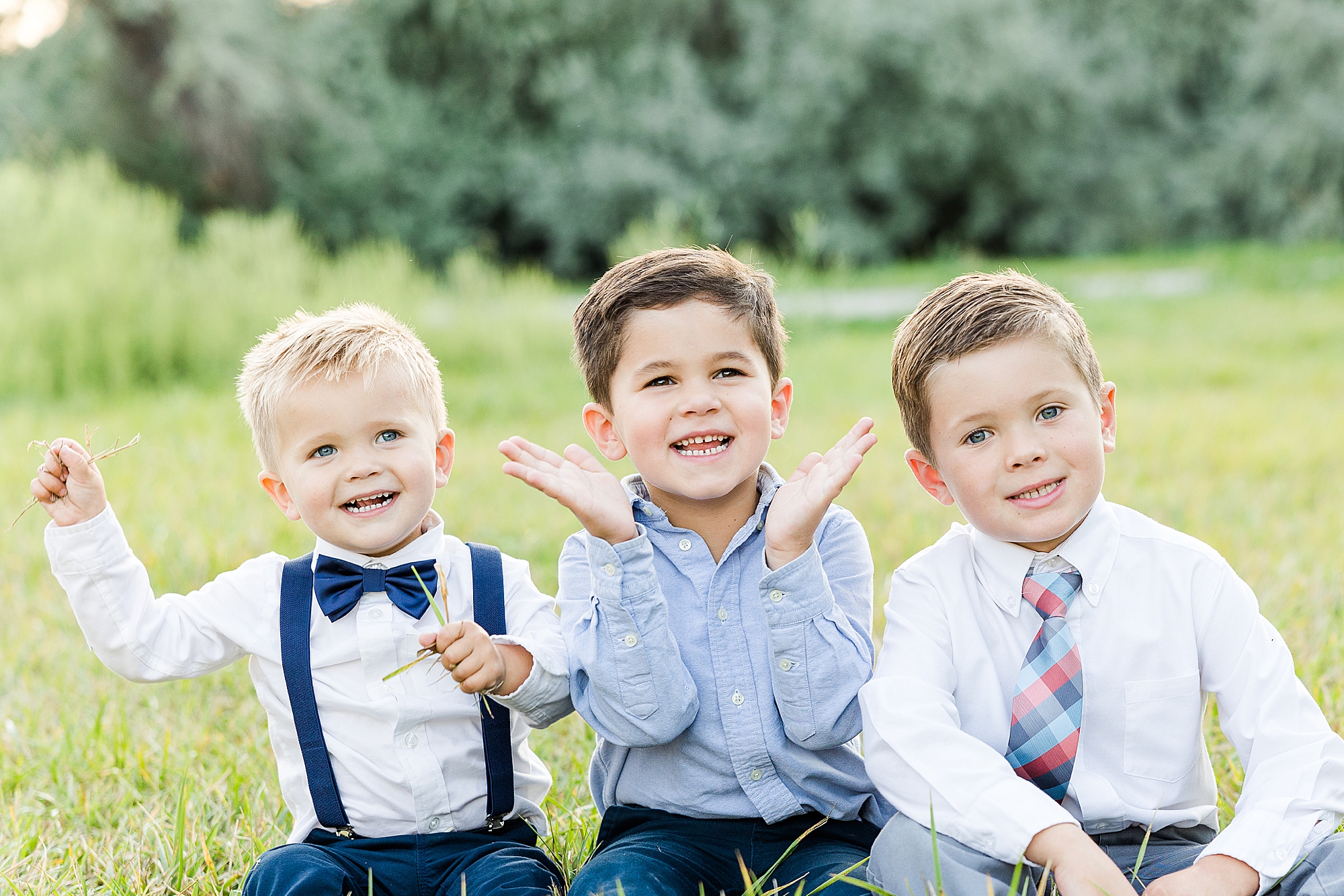 How to dress little boys for your family session