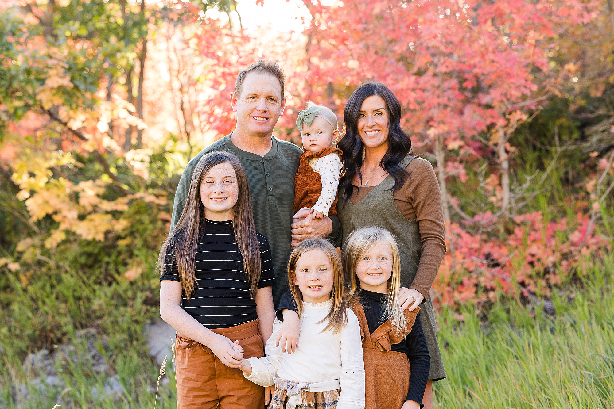 Utah fall leaves make the most beautiful backdrop for your fall family session!